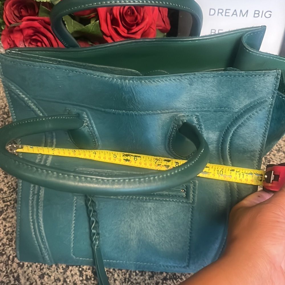 Ladies AUTHENTIC CELINE BAG - Picture 5 of 11